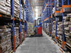 建造物流冷庫如何選擇設(shè)備，哪種設(shè)備適合？